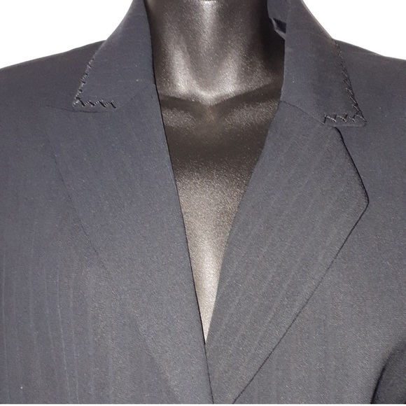 Tahari Arthur S. Levine Black Striped Blazer - S10 - Picture 2 of 6